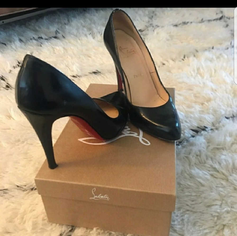 Christian Louboutin black "Dècolletè" jazz heels